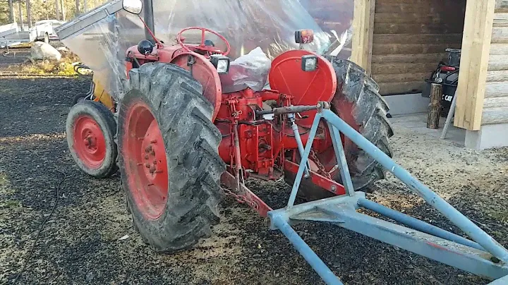Esittelyssä Valmet 33D.
